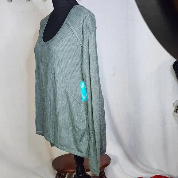 Fringe Studios Green Cotton Poly LS Deep Side Slit High Low Waffle Knit Top Sz M - Picture 7 of 16